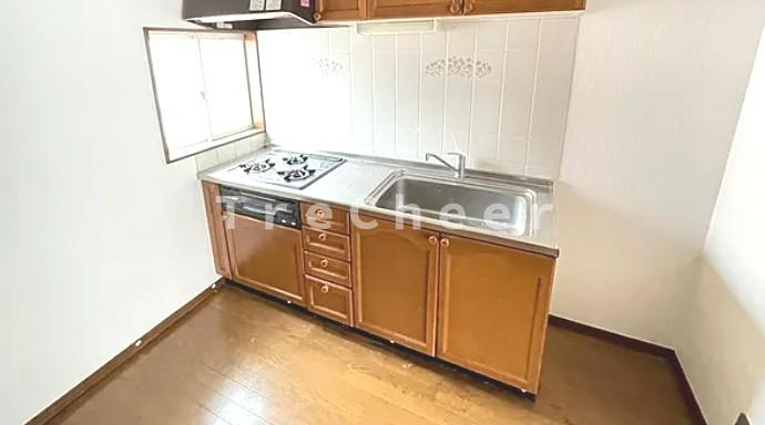 クレセント・ドヌール　E号棟のキッチン