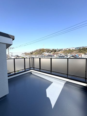 Enoshima View Living — 湘南の特等席のバルコニー