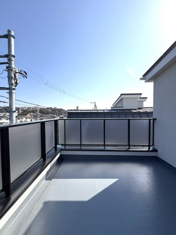 Enoshima View Living — 湘南の特等席のバルコニー