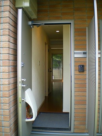 WING目白の玄関