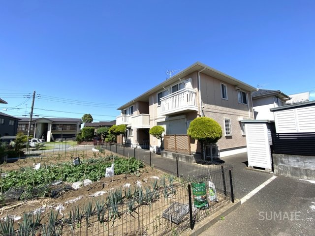 イーストハウスⅡ二ツ宮の外観