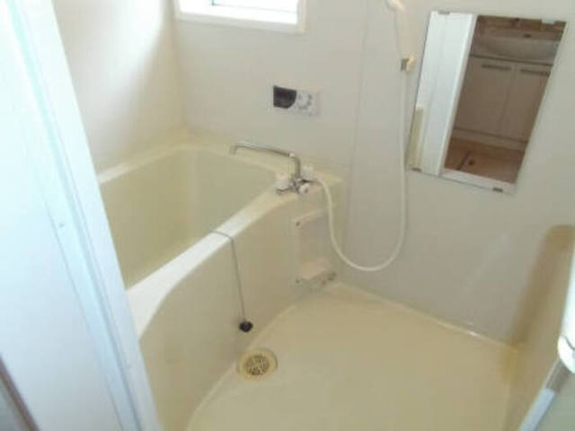 イーストハウスⅡ二ツ宮の浴室|癒しのバスルーム