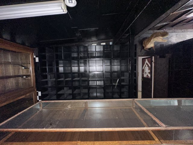 海南市冷水８６９－４の収納