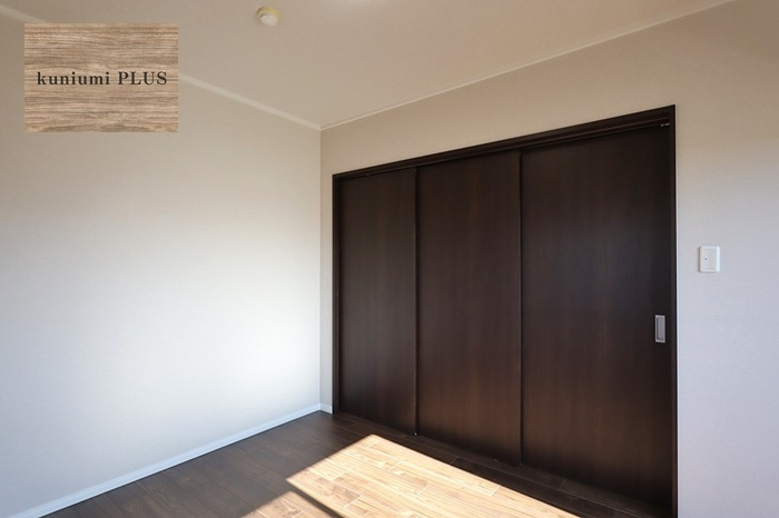 ライオンズマンション鶴橋の洋室