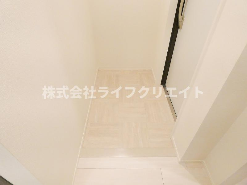 アウローラ本郷町の玄関