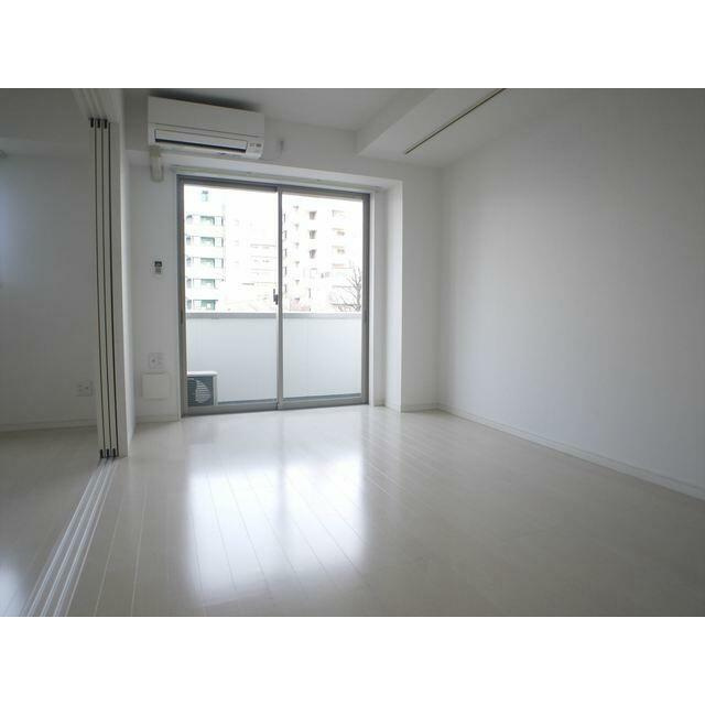 エステ浅草壱番館の寝室