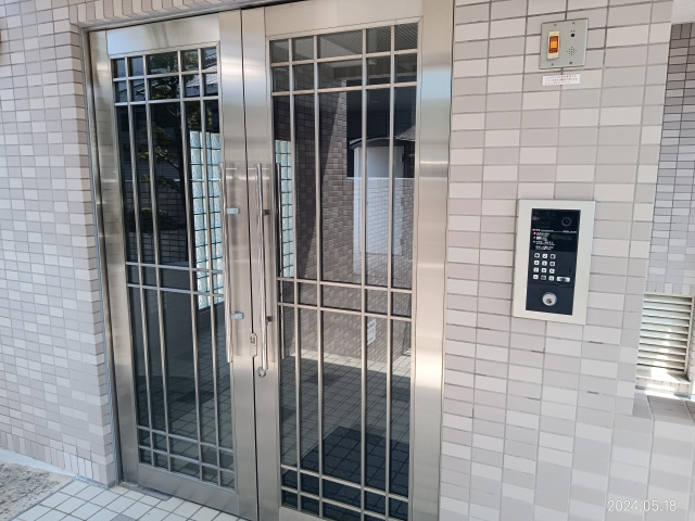 カーサ中筋のエントランス