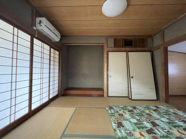 中古戸建・中古住宅　足利市赤松台2丁目　北郷小学校・北中学校の和室|おもてなしの演出ができる床の間付き！