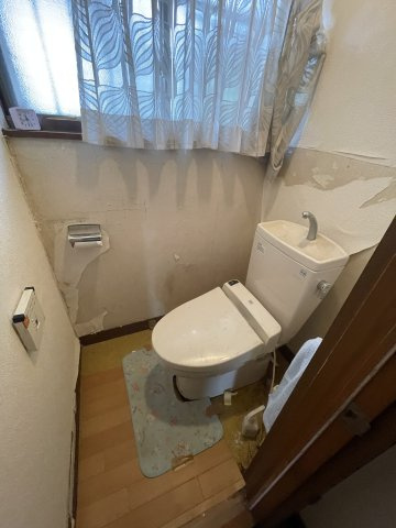 中古戸建・中古住宅　足利市赤松台2丁目　北郷小学校・北中学校のトイレ|トイレのリフォームも【住まいの窓口　バースランド】にお任せください！
