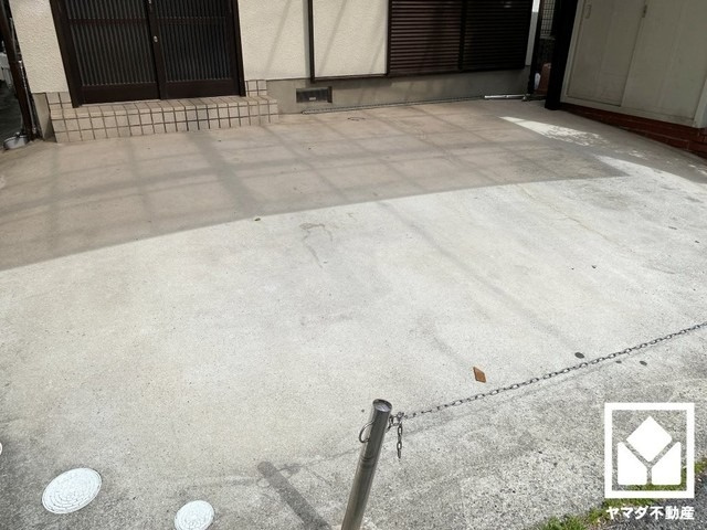 西宮市六軒町の駐車場|様々な住まいのお悩みもご相談ください。