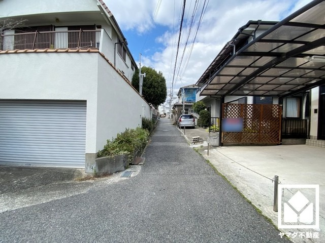 西宮市六軒町の前面道路含む現地写真|ご成約でヤマダポイントプレゼント中です。