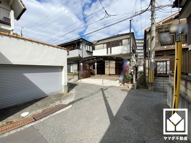 西宮市六軒町の前面道路含む現地写真