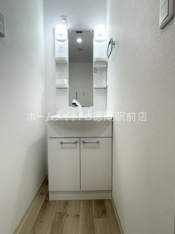 大阪市鶴見区今津中５丁目のアパートの浴室
