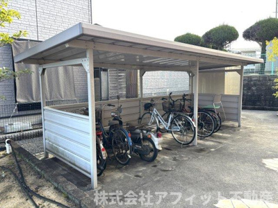 【その他共用部分】 | メゾンソレイユ | 駐輪場