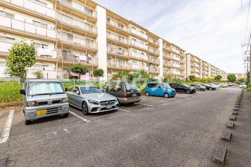 船橋グリーンハイツ1-4-4の駐車場