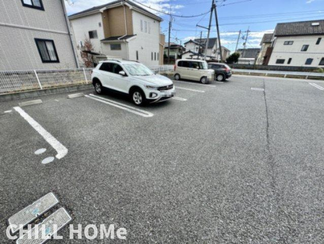 リュミエールの駐車場|他社様掲載物件もまとめてご紹介、ご案内可能です(^^)/