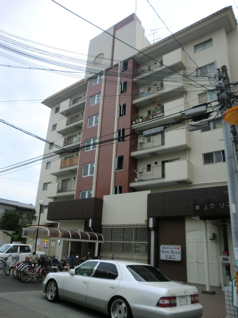 コーポラス寺内の外観