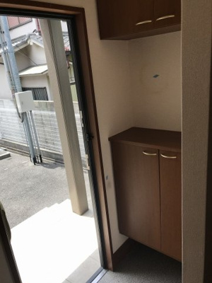 【玄関】 | コンフォール山坂 B