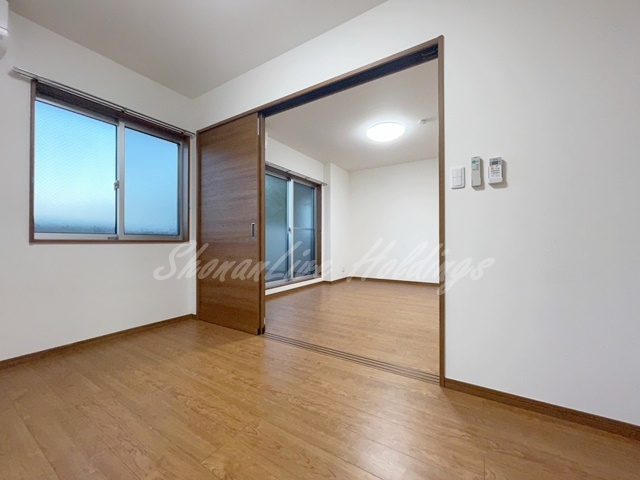 横浜市戸塚区矢部町のアパートの寝室|落ち着いた雰囲気の洋室♪