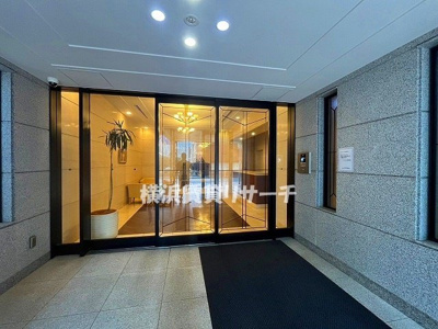 【エントランス】 | アーデル山下公園