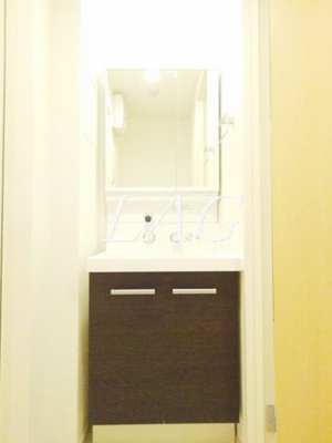 【洗面所】 | ディアコート | 独立洗面台です。