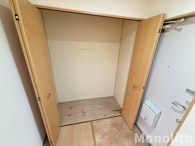 岸和田市三田町のテラスの収納