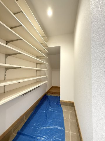 北郷9条8丁目の収納