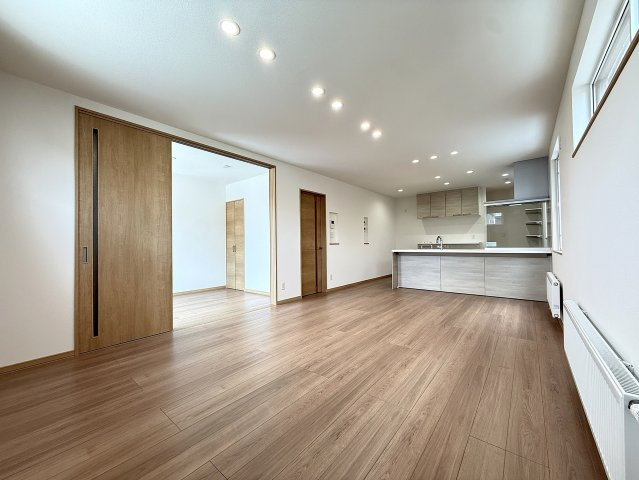 北郷9条8丁目の居間・リビング