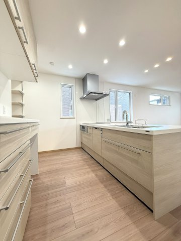 北郷9条8丁目のキッチン