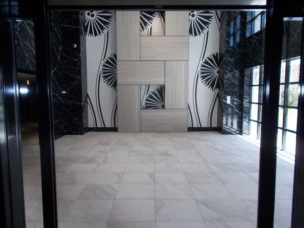 M-RESIDENCE新大阪Gardenのロビー