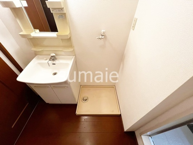 Ｄｅａｒ Ｃｏｕｒｔ　Ⅰの洗面所|室内洗濯機置き場です！