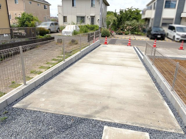 龍ケ崎市久保台2丁目第1期　新築戸建て　2号棟の駐車場|カースペースは2台お停めいただけます♪
