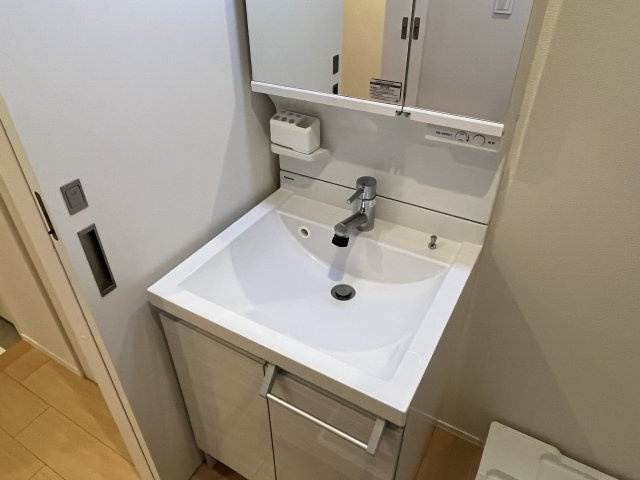 アムサクラパルクの洗面所|同建物別室参考写真