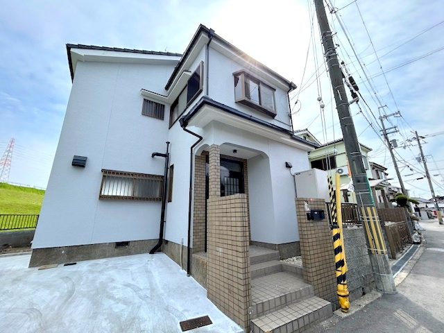【外観】 | 高槻市大塚町2丁目　戸建