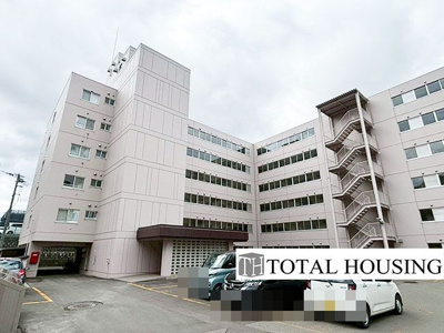【外観】 | チュリス澄川 | シンプルで洗練されたマンション外観は、住む人のセンスを引き立て、落ち着いた雰囲気を提供します。