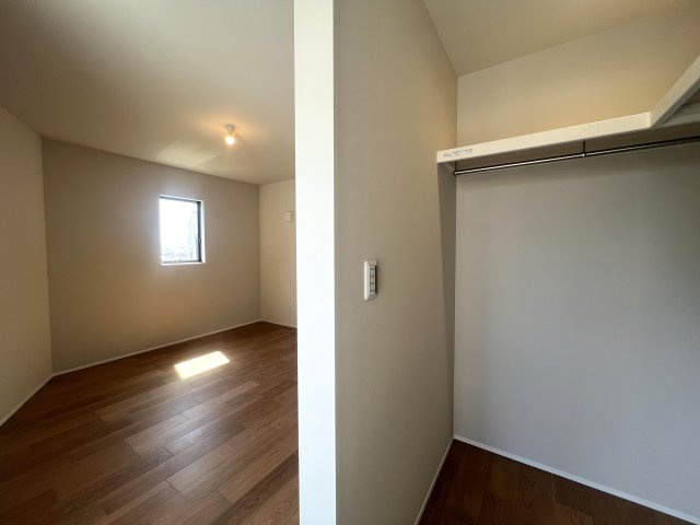 電車好きにはたまらない！バルコニーから電車を見下ろせる【金沢区片吹新築戸建】の収納