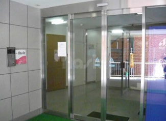 【エントランス】