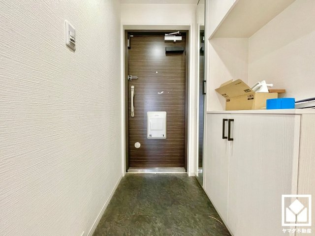 ライオンズマンション淀リバーサイドの玄関