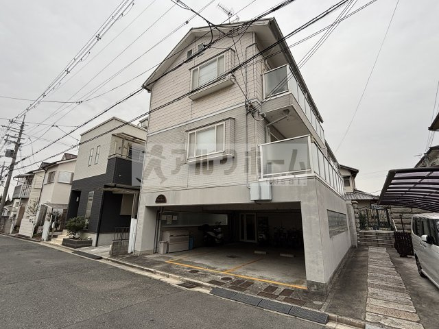 ステュディオ・カリーノ