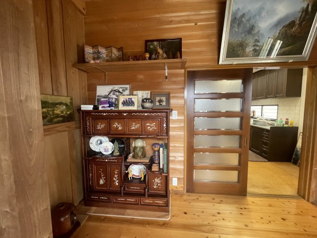 大網1940貸戸建の玄関