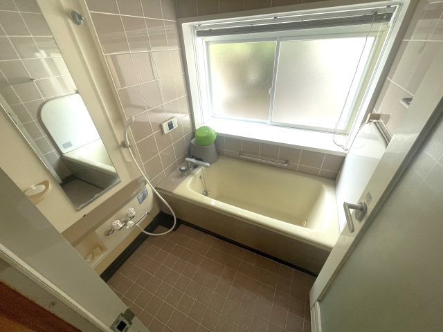 大網1940貸戸建の浴室