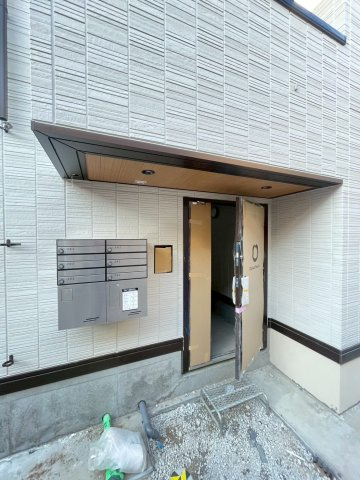【エントランス】