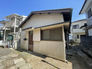 富士見町三丁目貸家の画像