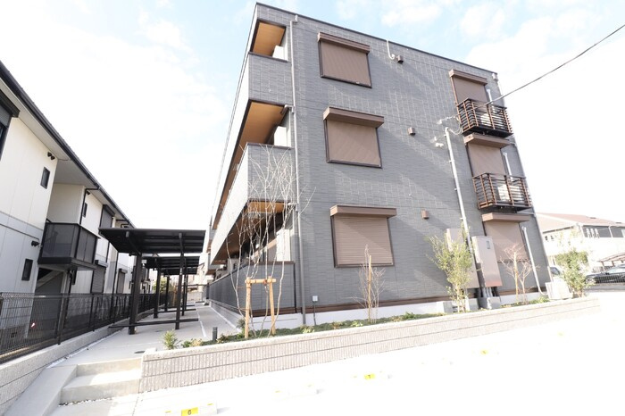 さいたま市中央区大戸１丁目のアパートの外観