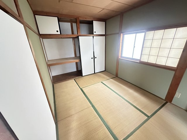 【和室】 | 和泉市寺田町2丁目戸建 | 2階和室6帖