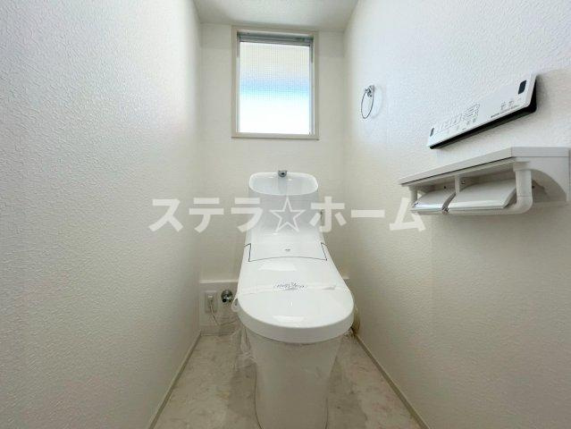 第一茨木ビューハイツ 3号棟のトイレ|清潔感のあるトイレです