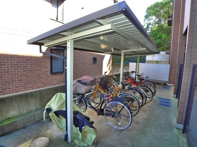 ロイヤルクレッセント西登戸参番館のその他共用部分