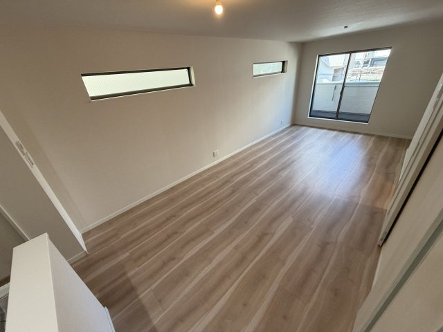 行幸町1丁目新築戸建の居間・リビング