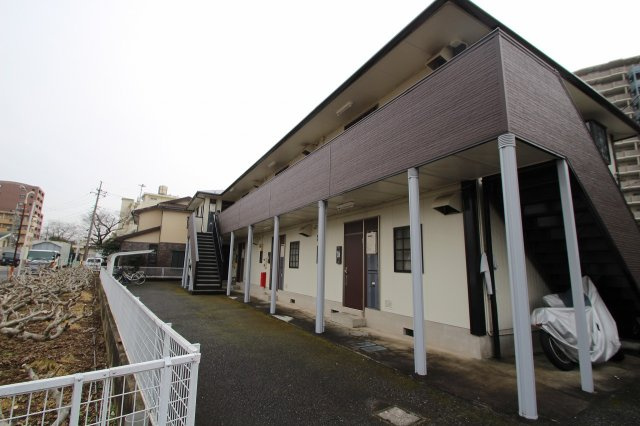 ファミール溝口の外観