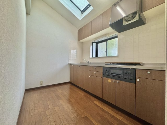 潮来市辻中古戸建のキッチン